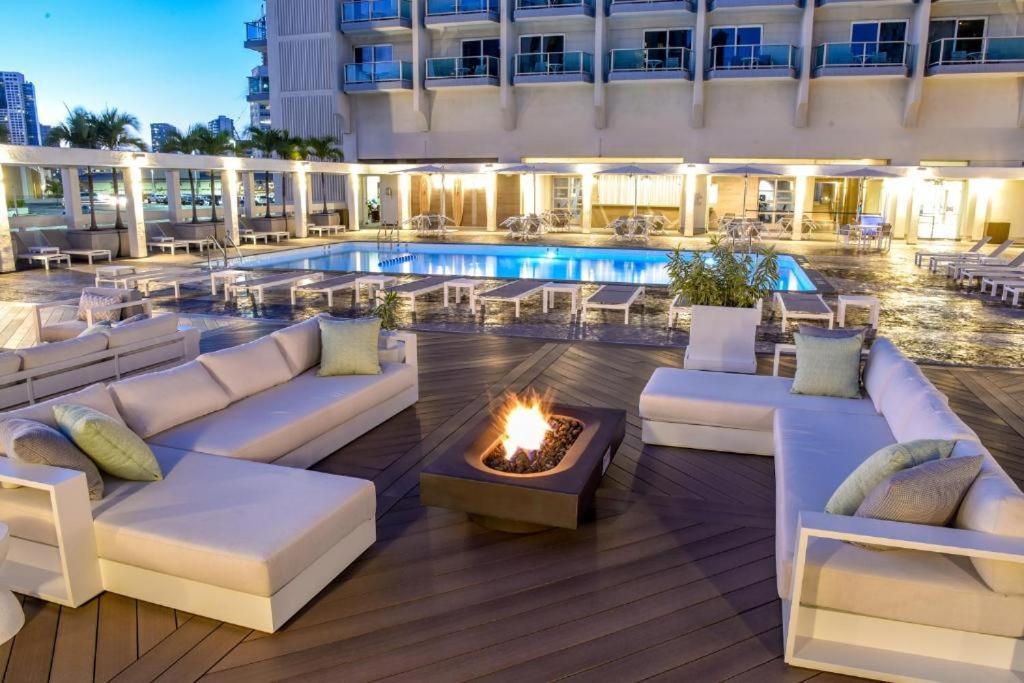 Ocean View Room At Ala Moana Fees Include Honolulu Luaran gambar